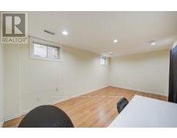 182 Finch Avenue E, Toronto, ON M2N4R9 Photo 34