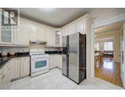 Family room - 182 Finch Avenue E, Toronto, ON M2N4R9 Photo 7