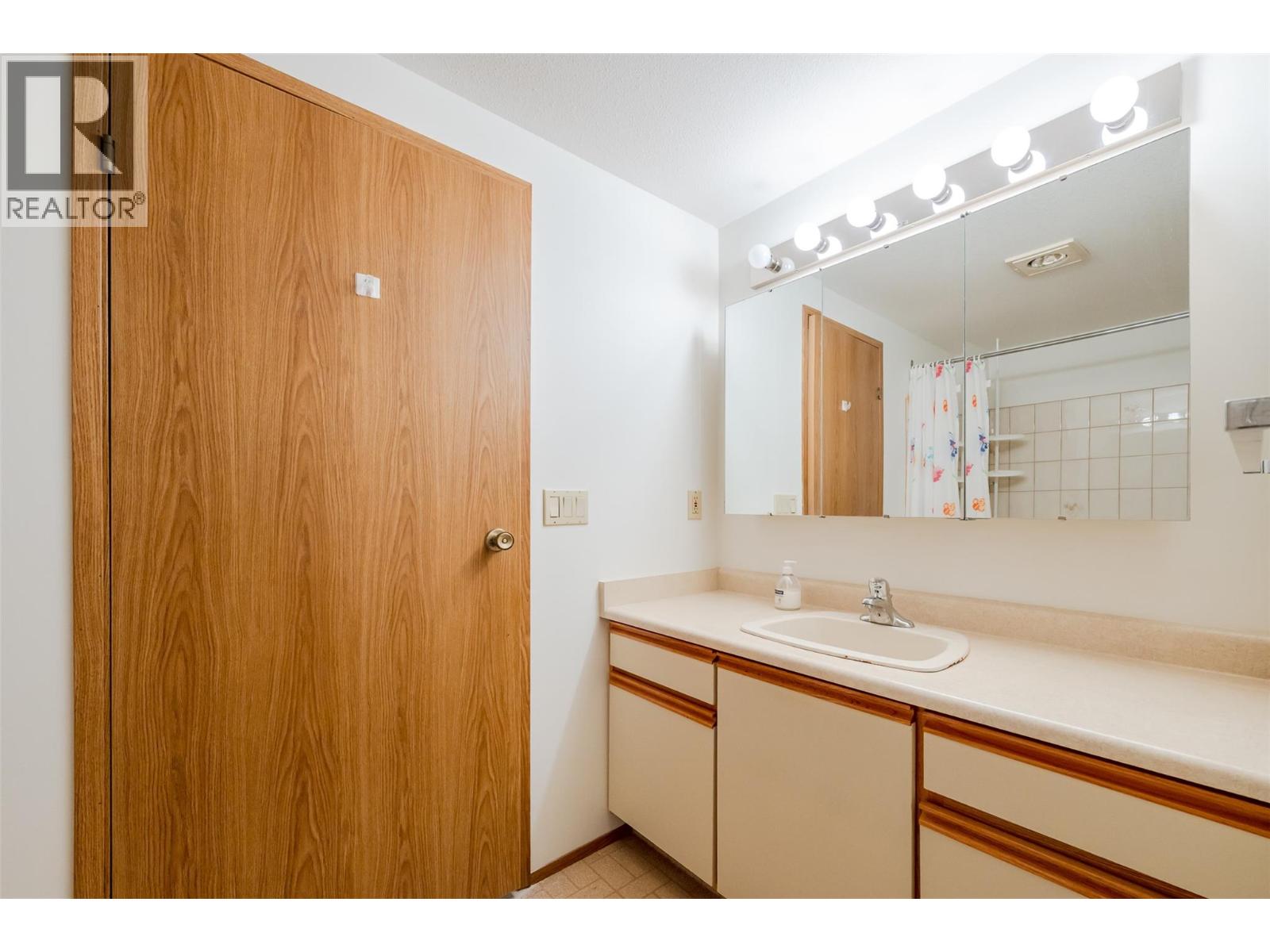 232 Kinney Avenue Unit# 105, Penticton