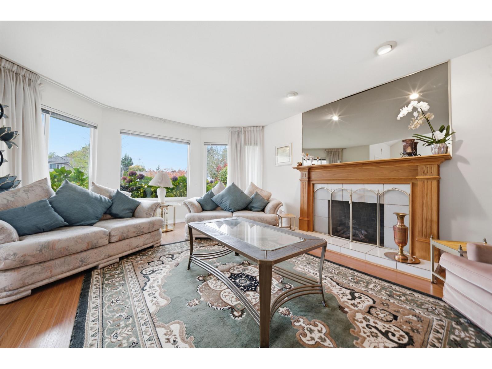 Photo of 6142 184A STREET 8