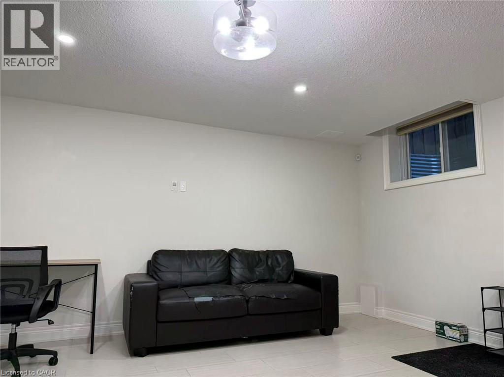 117 EAGLECREST Street — photo 3