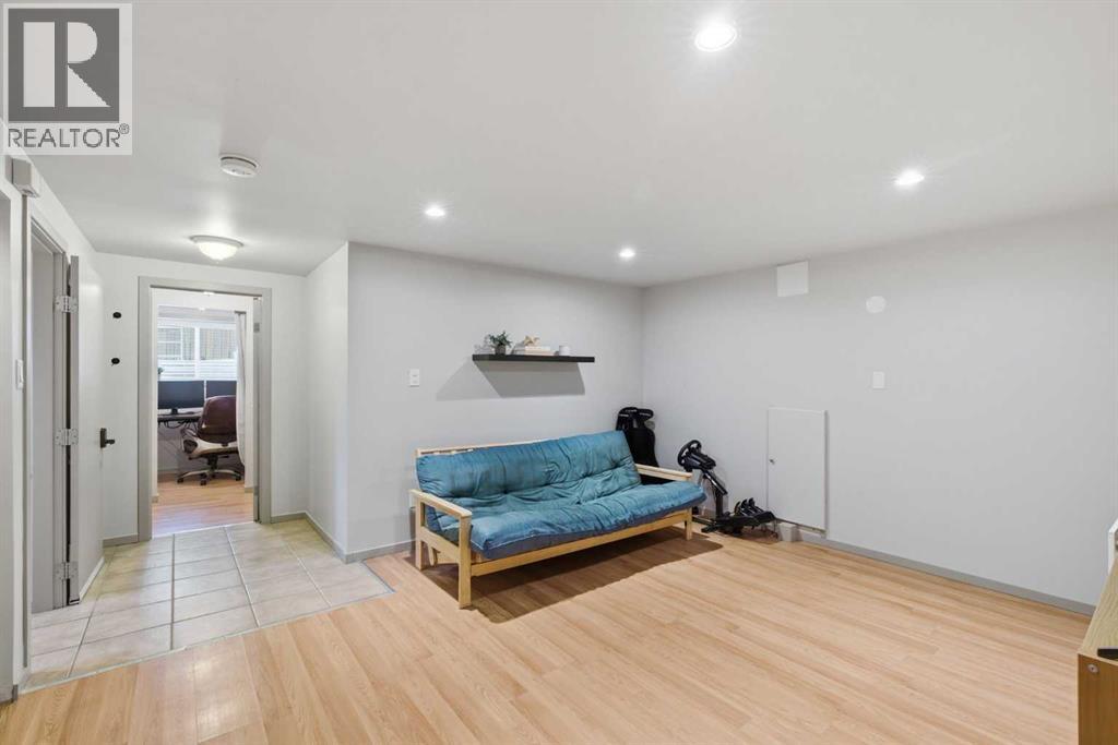 6352 Travois Crescent NW - photo 33