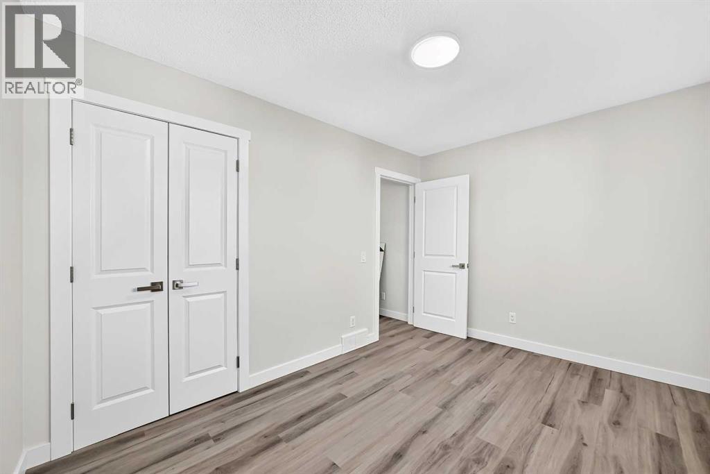 235 Margate Close NE - 9