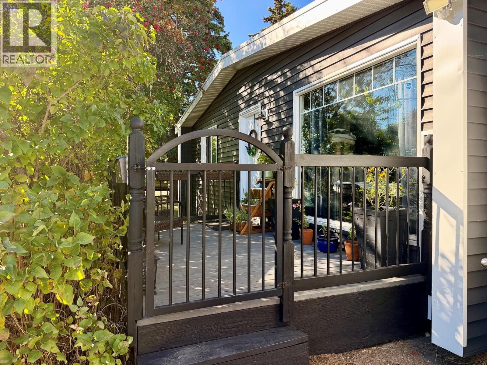 786 IRWIN STREET - 30