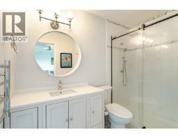 5007 Laurel Avenue, Sechelt, BC V7Z0B9 Photo 13