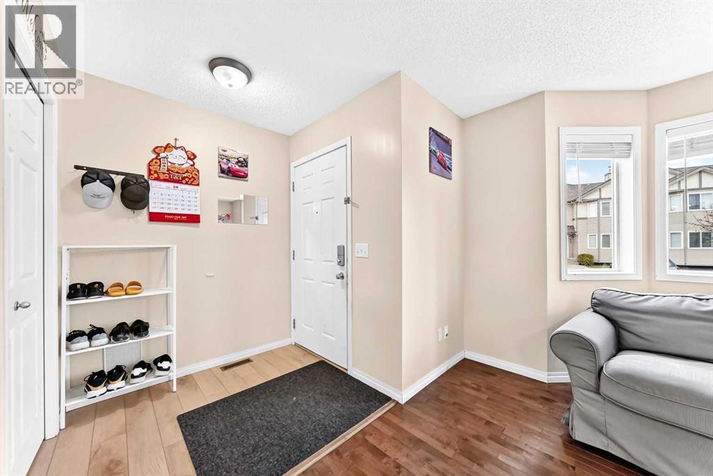 48 Royal Birch Villas NW - photo 3