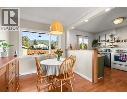 Living room - 4311 25 Street, Vernon, BC V1T4S5 Photo 13