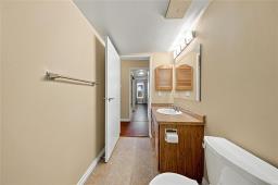 202 75 Swindon Way, Winnipeg, MB R3P0X2 Photo 17