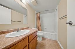 202 75 Swindon Way, Winnipeg, MB R3P0X2 Photo 16