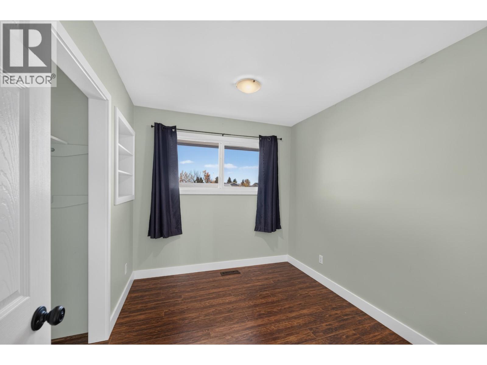 10411 112 AVENUE - 11