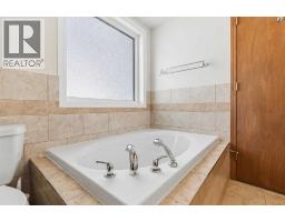 106 Hawkland Place Nw, Calgary, AB T3G3R8 Photo 26