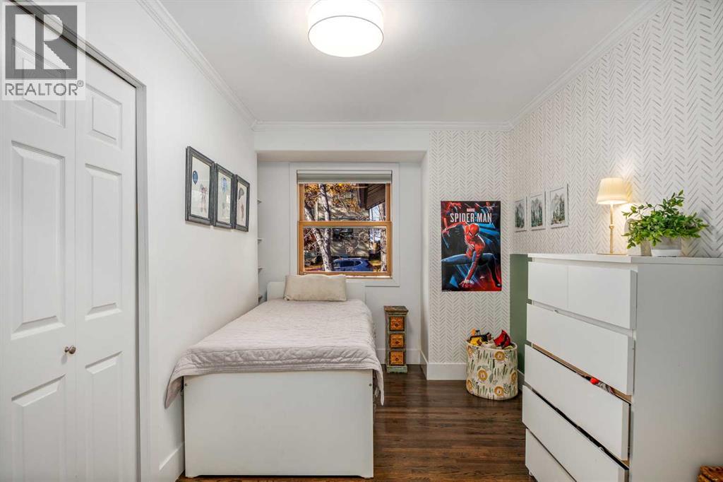 210 Windermere Road SW - 29