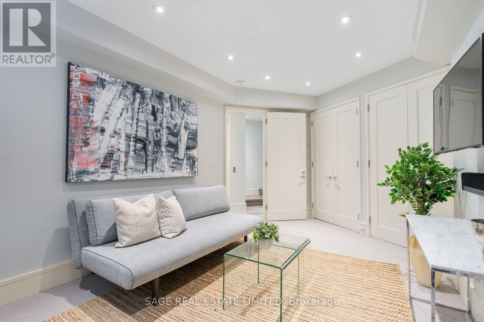 5 THURLOE AVENUE - 46