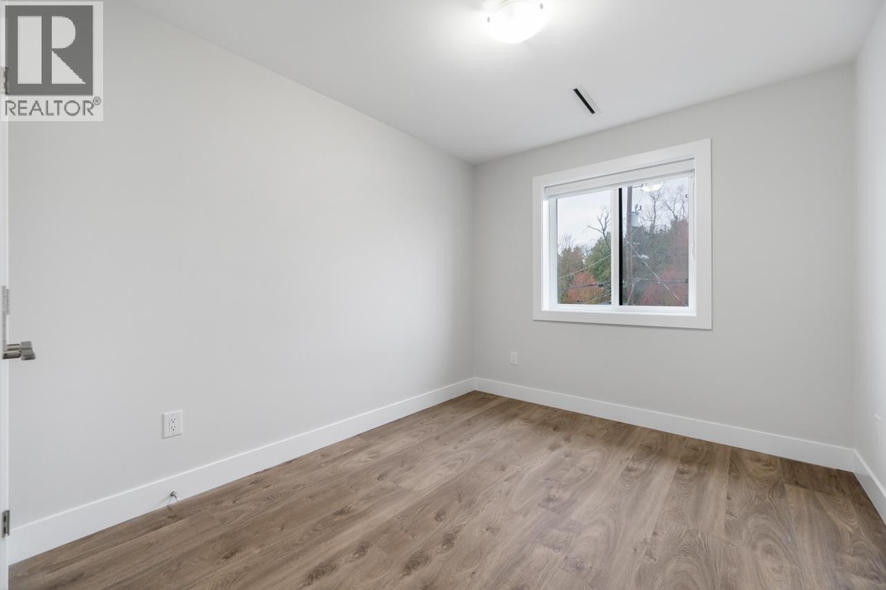 Photo of 5949 SHERBROOKE STREET 14