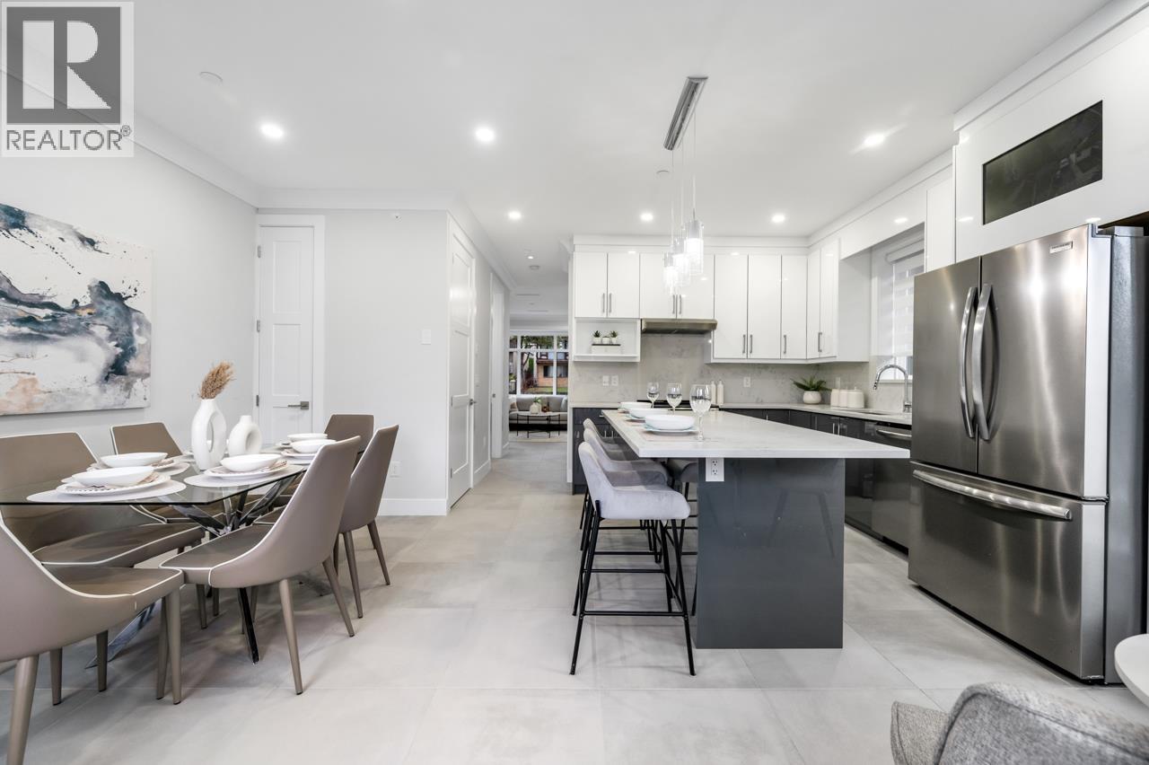 Photo of 5949 SHERBROOKE STREET 8