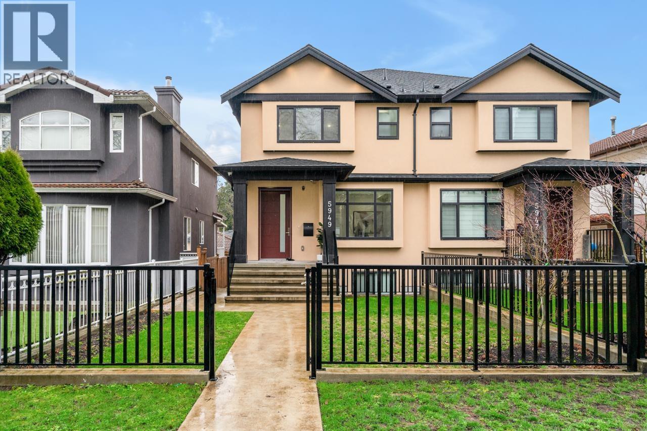 Property for sale at 5949 SHERBROOKE STREET
