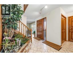 3pc Bathroom - 220 Hawkview Manor Circle Nw, Calgary, AB T3G3E5 Photo 13