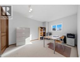 220 Hawkview Manor Circle Nw, Calgary, AB T3G3E5 Photo 23
