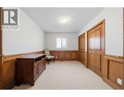Bedroom - 220 Hawkview Manor Circle Nw, Calgary, AB T3G3E5 Photo 12