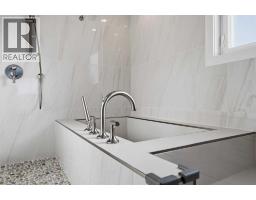 220 Hawkview Manor Circle Nw, Calgary, AB T3G3E5 Photo 21