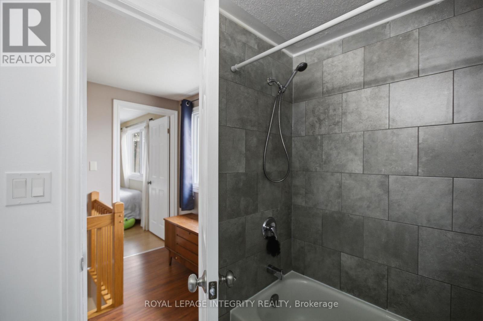 1544D BEAVERPOND DRIVE - 19