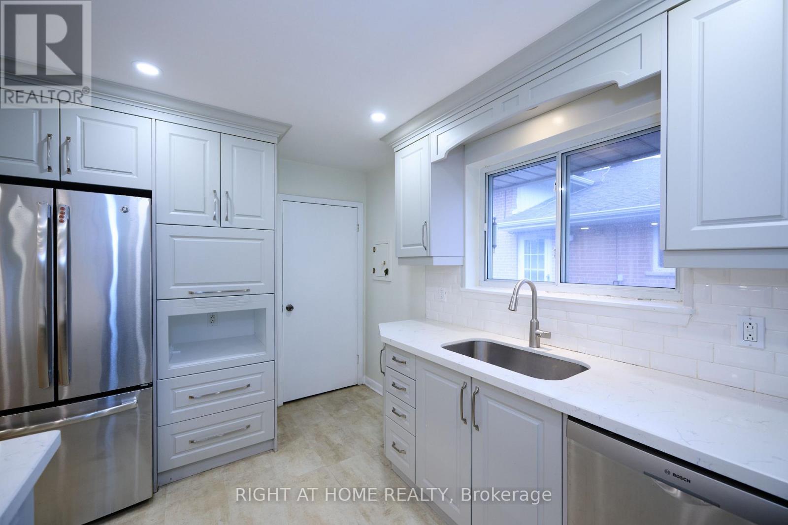 314 DUDLEY AVENUE, Toronto (Willowdale East) — photo 12