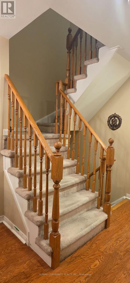 83 Mondeo Drive — photo 21
