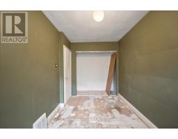 12 Khedive Avenue, Toronto, ON M6A2G2 Photo 21