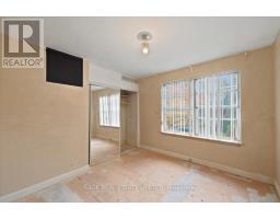 12 Khedive Avenue, Toronto, ON M6A2G2 Photo 17