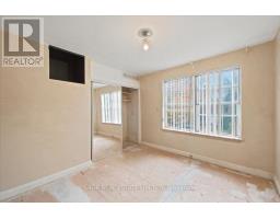 12 Khedive Avenue, Toronto, ON M6A2G2 Photo 14
