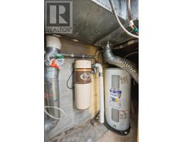 12 Khedive Avenue, Toronto, ON M6A2G2 Photo 31