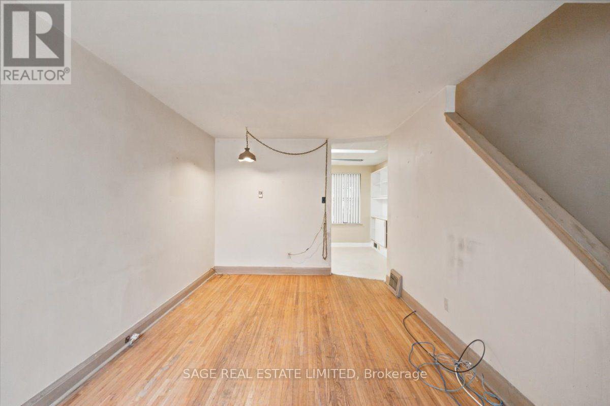 Photo of 12 KHEDIVE AVENUE