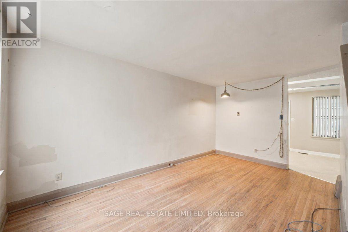 Photo of 12 KHEDIVE AVENUE