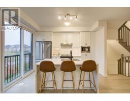 9 Bancroft Lane, Richmond Hill, ON L4E1M1 Photo 10