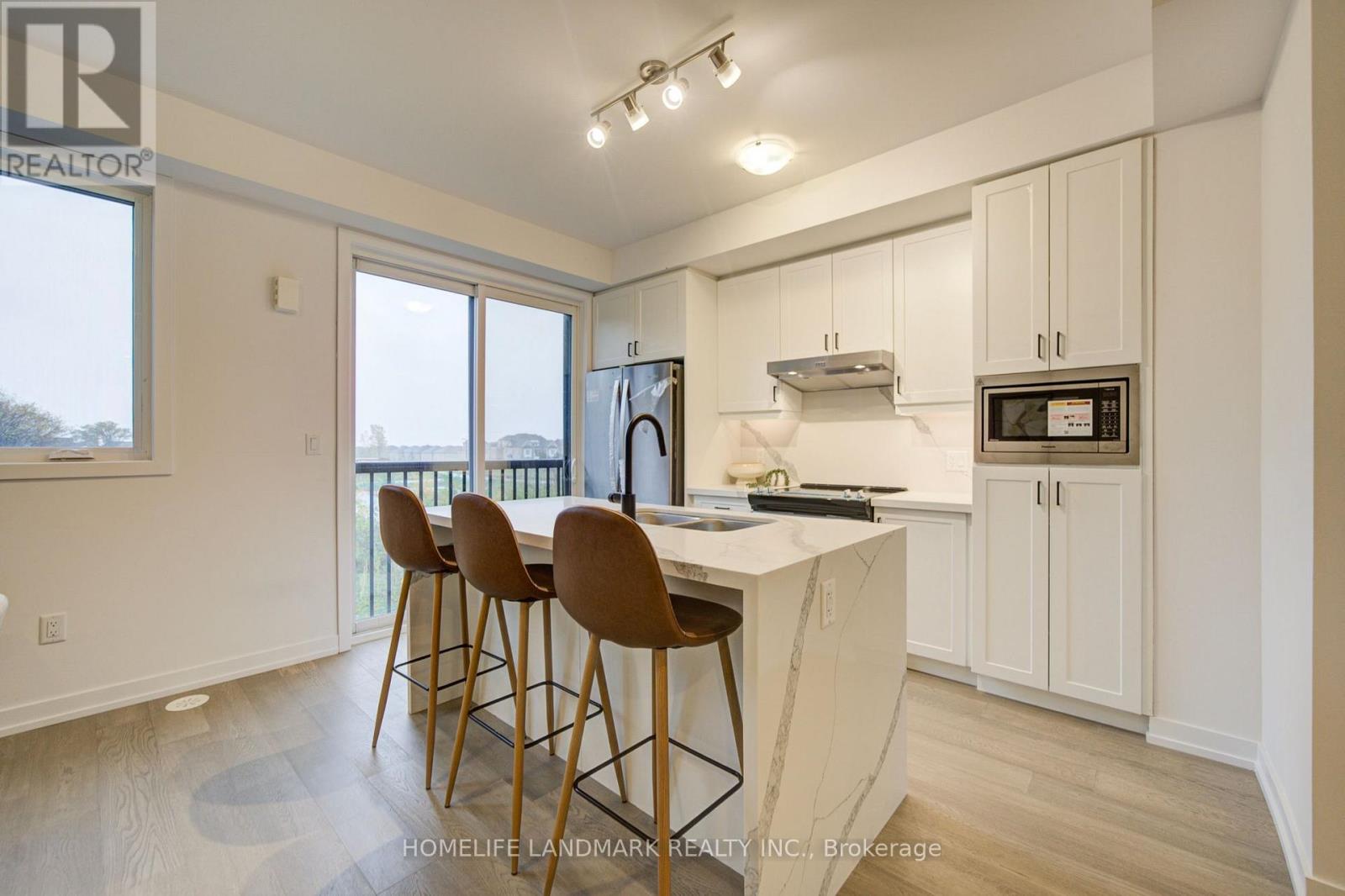 9 BANCROFT LANE - 12