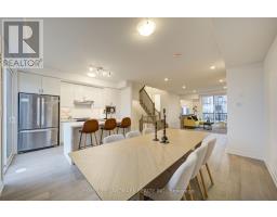 9 Bancroft Lane, Richmond Hill, ON L4E1M1 Photo 7