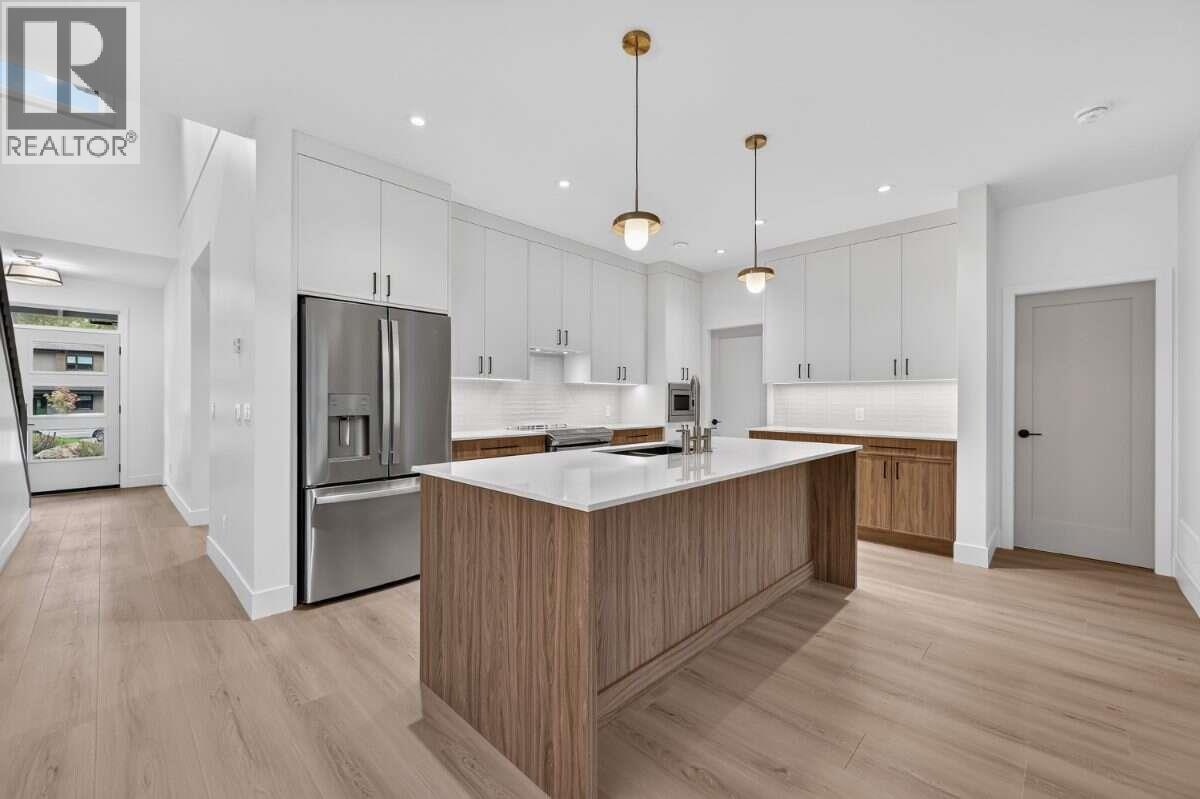 29 1720 Hidden Hills Drive, Kelowna