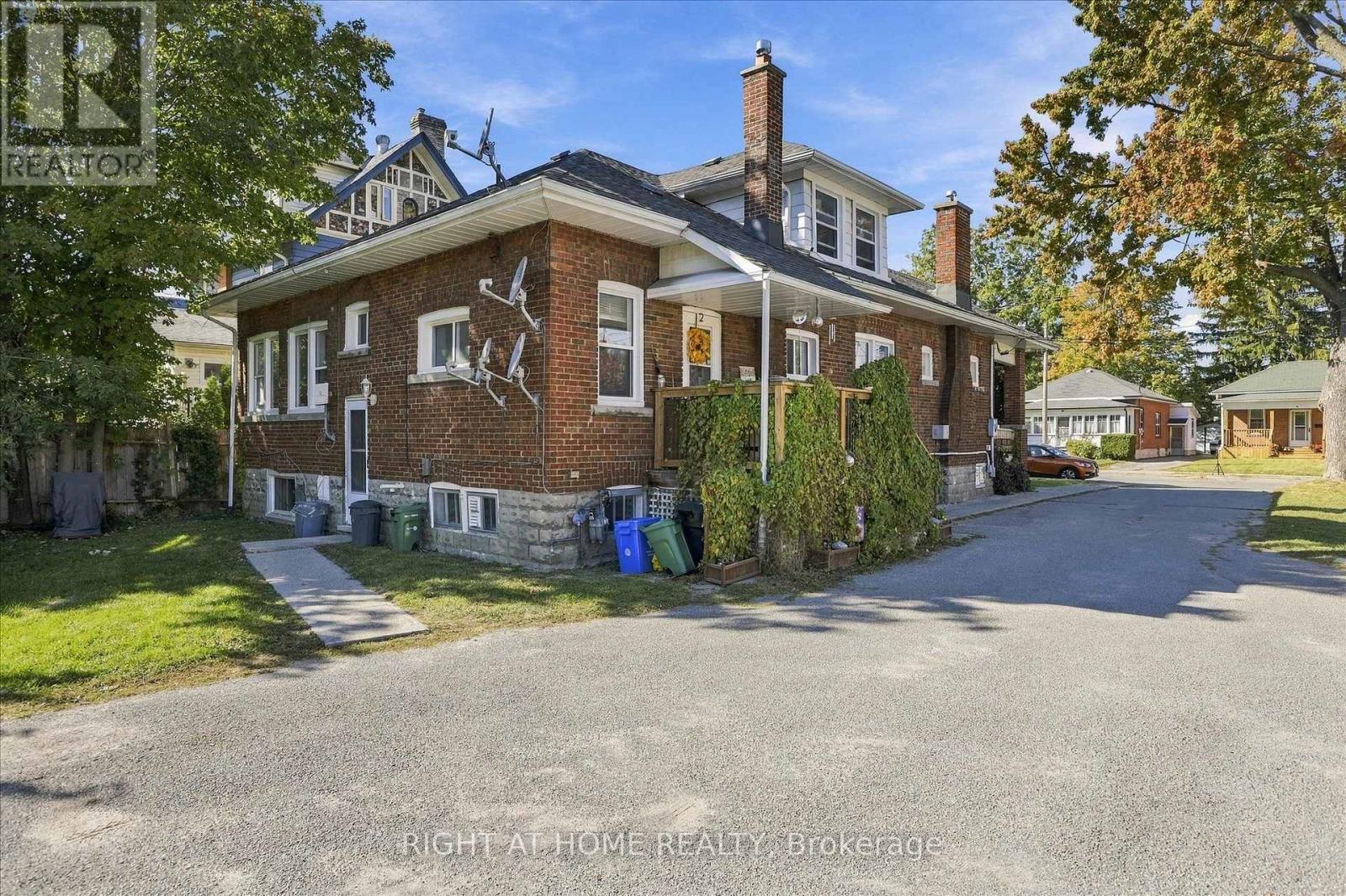 33 MELBOURNE Street West, Kawartha Lakes, ON photo 39