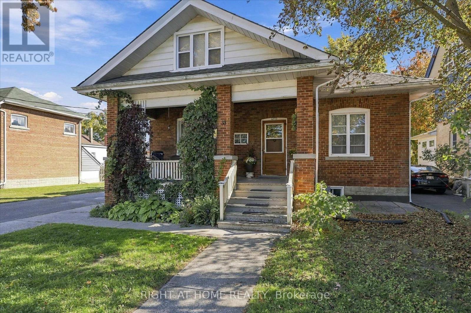 33 MELBOURNE Street West, Kawartha Lakes, ON photo 4