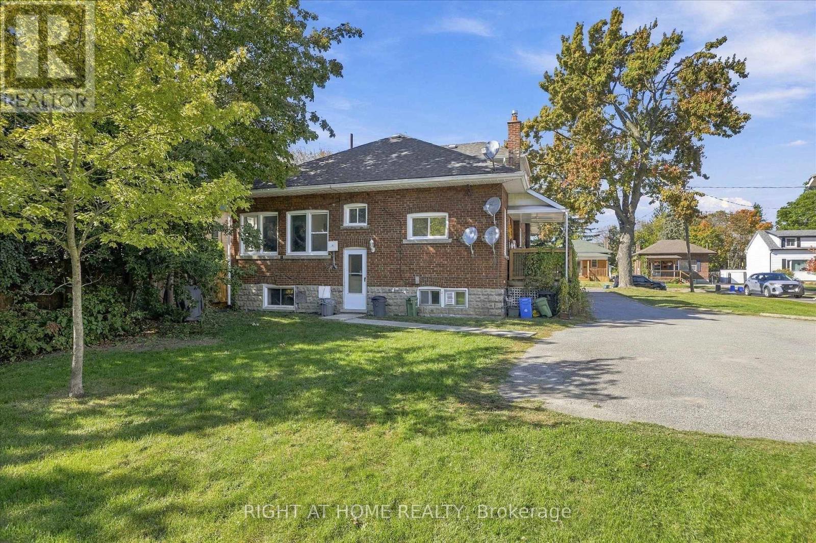33 MELBOURNE Street West, Kawartha Lakes, ON photo 41