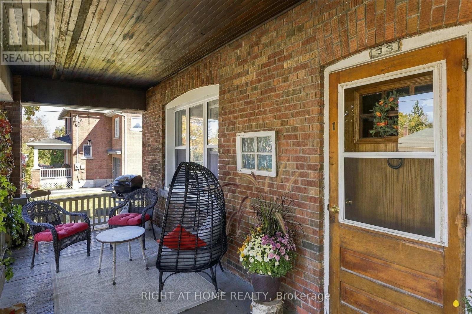 33 MELBOURNE Street West, Kawartha Lakes, ON photo 5