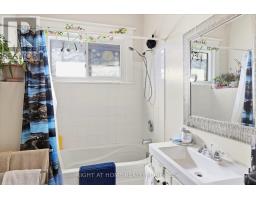 33 Melbourne Street W, Kawartha Lakes, ON K9V2S7 Photo 24