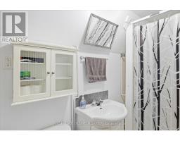 33 Melbourne Street W, Kawartha Lakes, ON K9V2S7 Photo 36