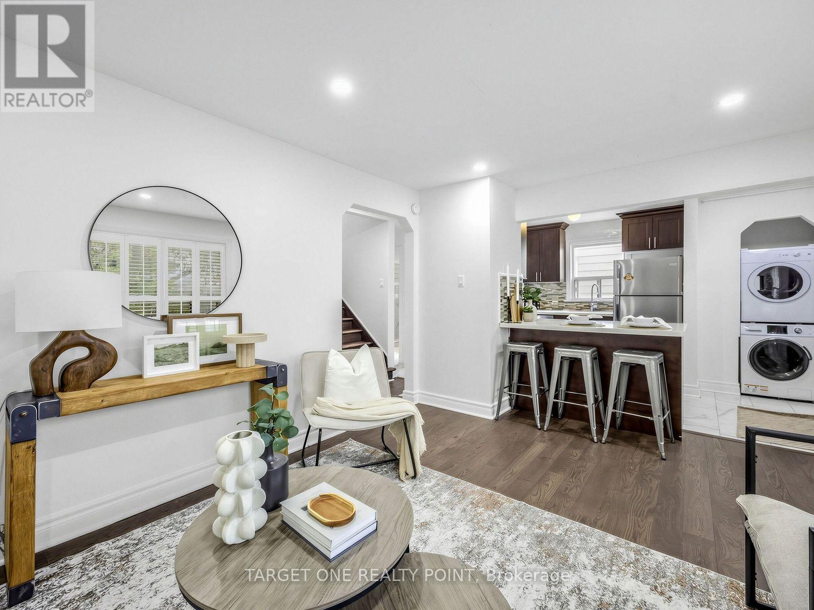 75 GRADWELL DRIVE - 11