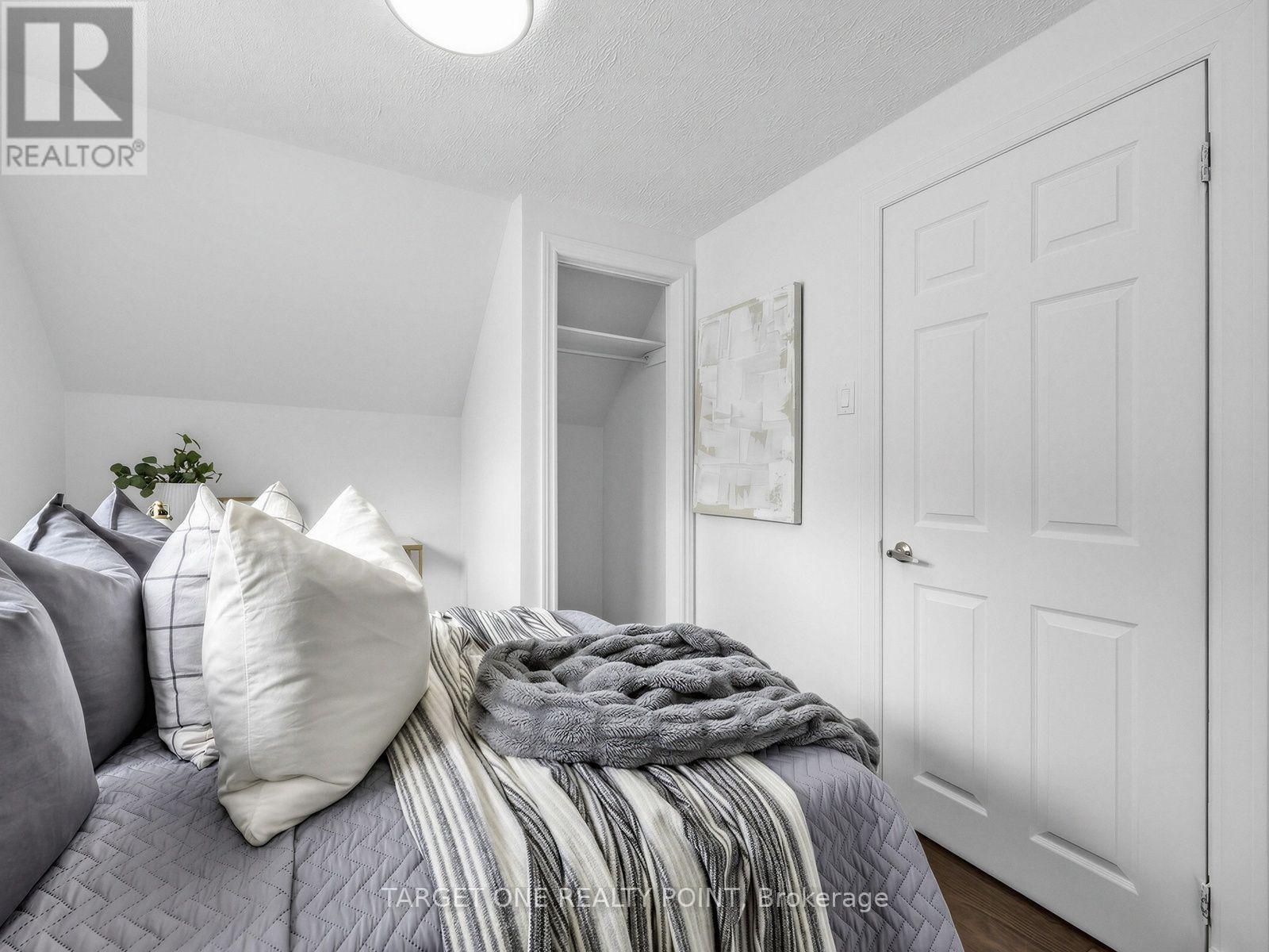 75 Gradwell Drive, Toronto, ON photo 20