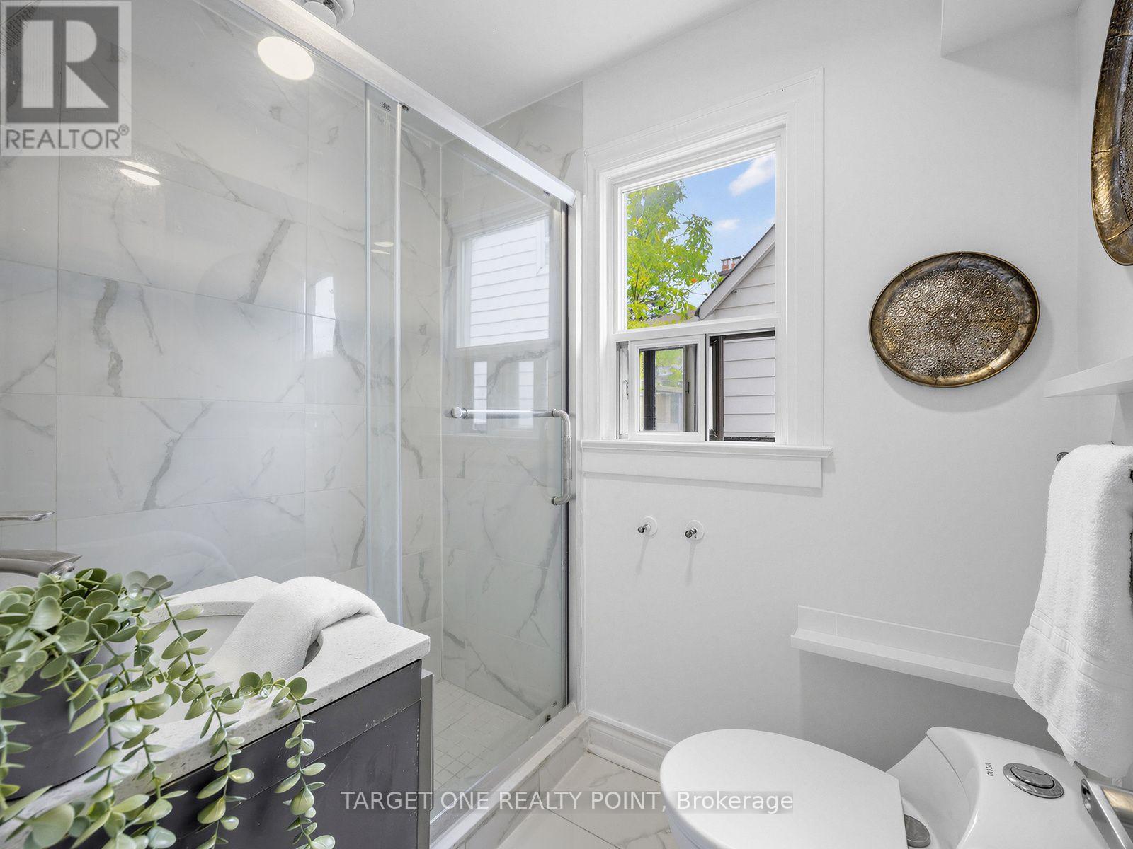 75 GRADWELL DRIVE - 25
