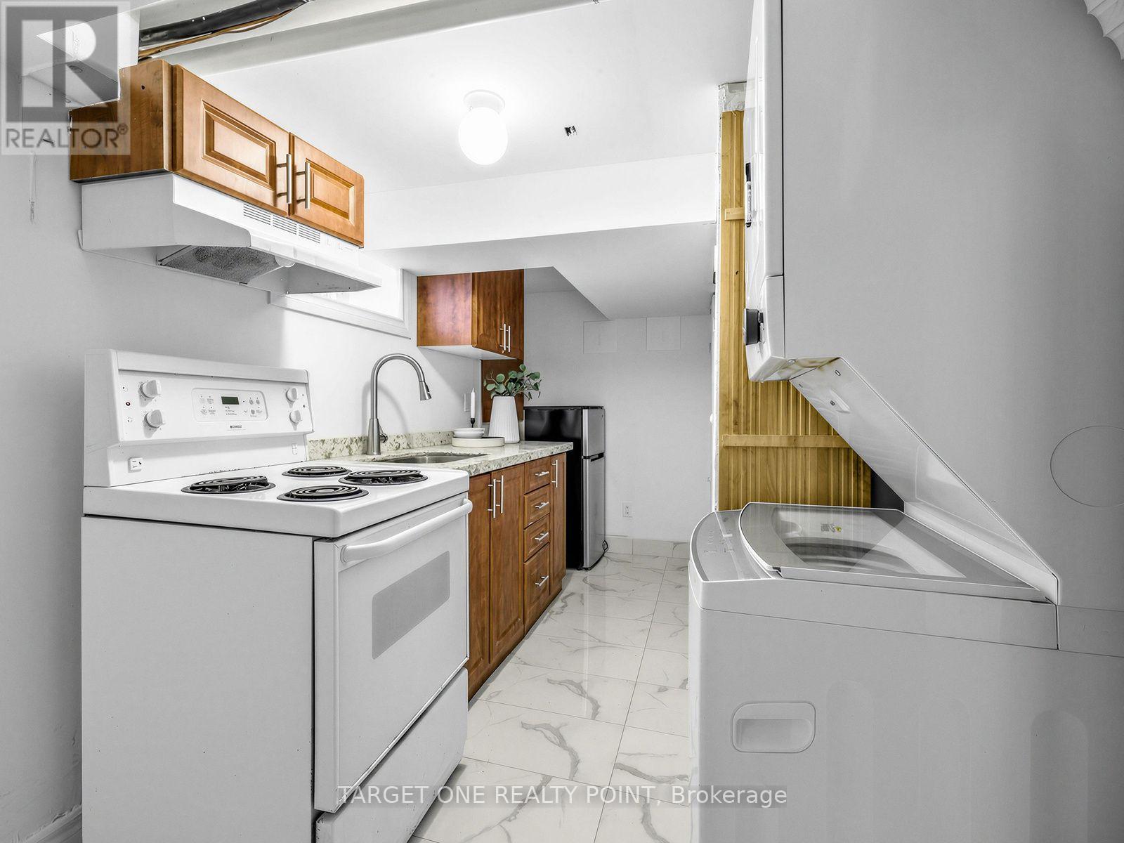 75 GRADWELL DRIVE - 28