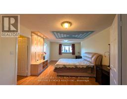 Bedroom 2 - 6 Farmstead Road, Richmond Hill, ON L4S1V8 Photo 6