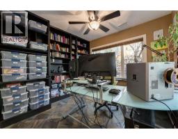 48 Valley Crest Gardens Nw, Calgary, AB T3B5W8 Photo 39