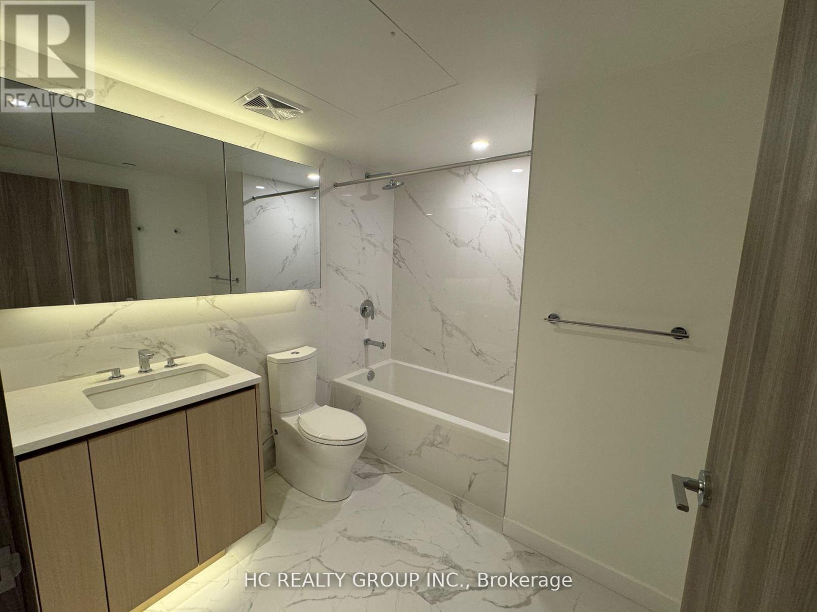 2015 - 27 MCMAHON DRIVE, Toronto (Bayview Village) — photo 6